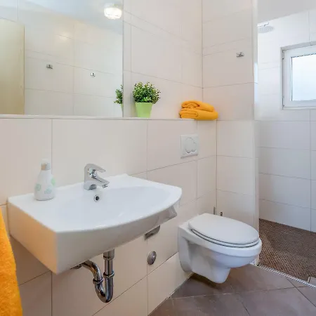 Dropuljic Apartment *