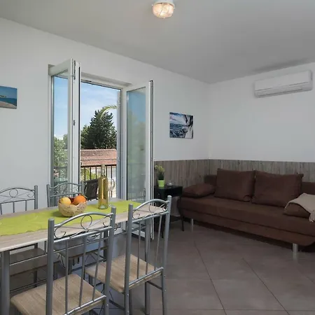 Dropuljic Apartamento *