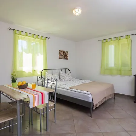 Dropuljic Apartamento Sutivan